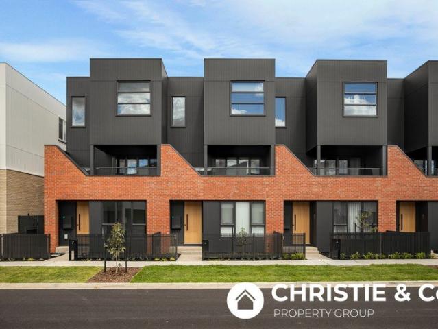 Townhouse for rent in Yarraville, Melbourne