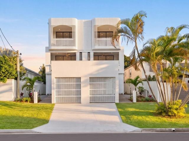 Villa for sale in Fernbrook, Queensland