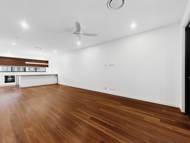 Townhouse for rent in Toombul, Queensland