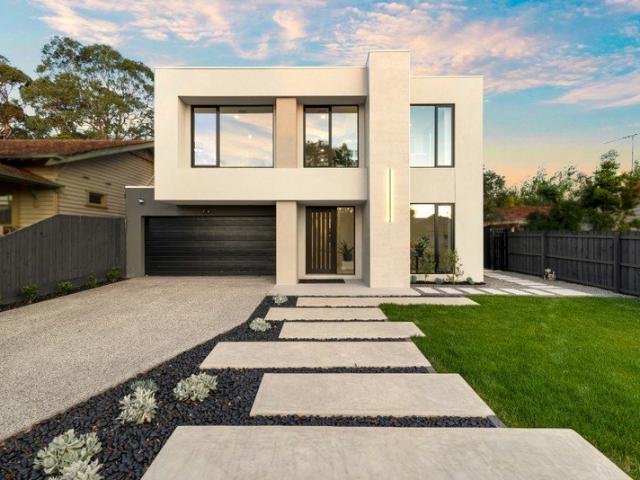 House for sale in Surrey Hills, Melbourne