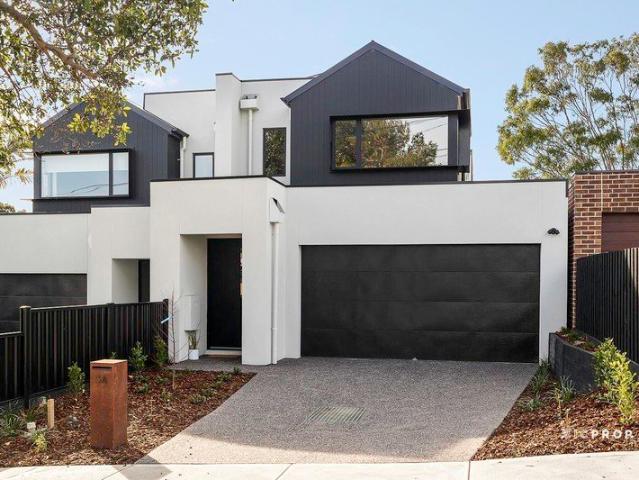 Townhouse for sale in Camerons Creek, Victoria