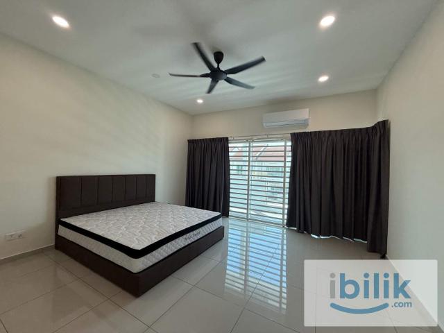 Room for rent in Beringin, Georgetown