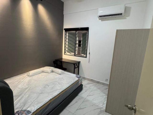 Room for rent in Kepong Bahru, Kepong