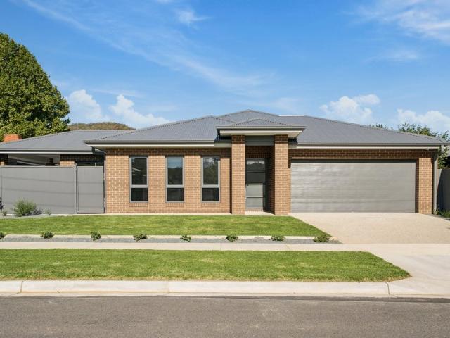 House for sale in Myrtleford, Victoria