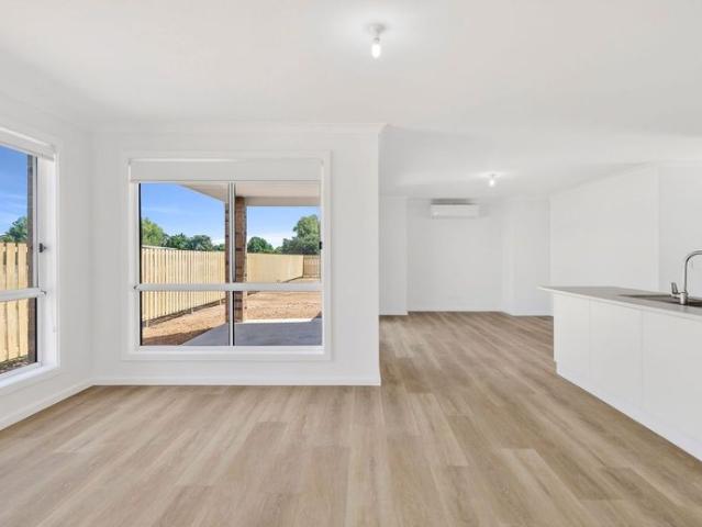 House for rent in Carisbrook, Victoria