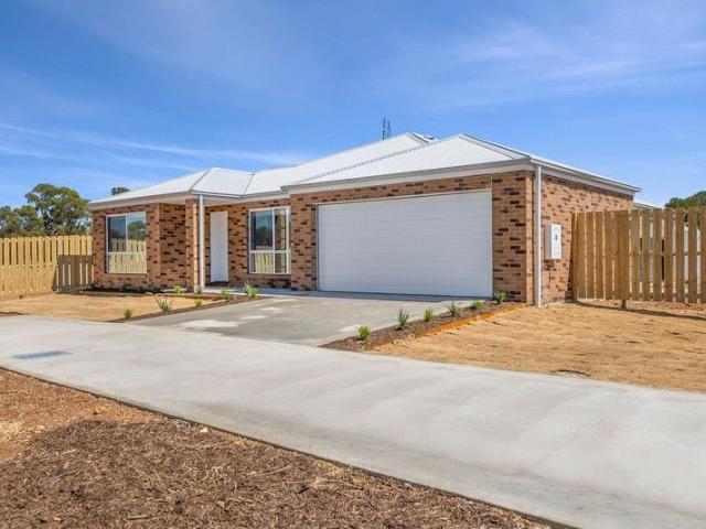 House for rent in Carisbrook, Victoria