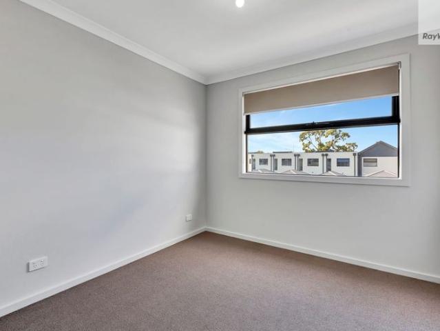 Townhouse for rent in Camerons Creek, Victoria