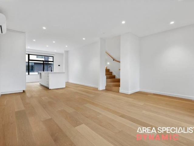 Townhouse for rent in Camerons Creek, Victoria
