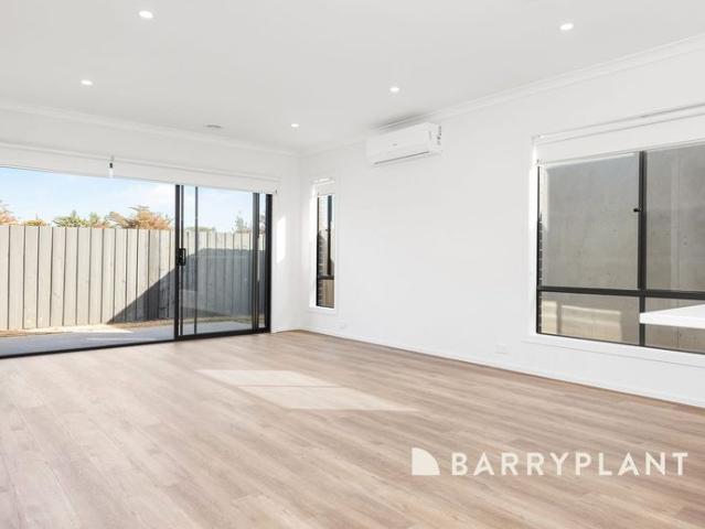 House for rent in Fraser Rise, Melbourne
