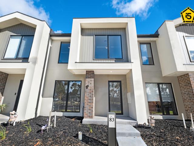 Townhouse for sale in Camerons Creek, Victoria