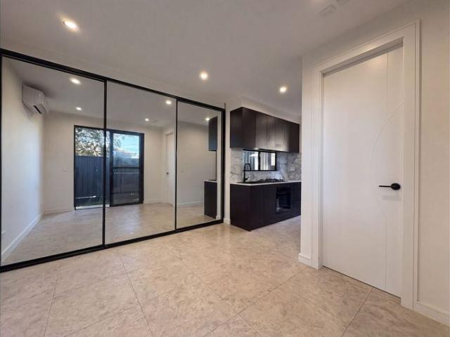 Granny Flat for rent in Sydney, New South Wales