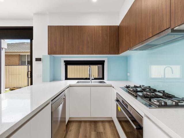 Townhouse for rent in Camerons Creek, Victoria