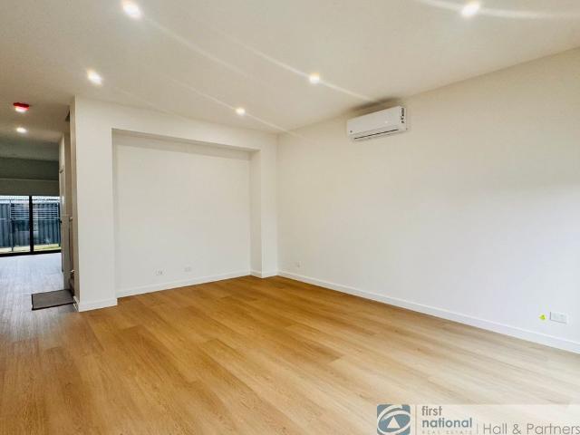 Townhouse for rent in Camerons Creek, Victoria
