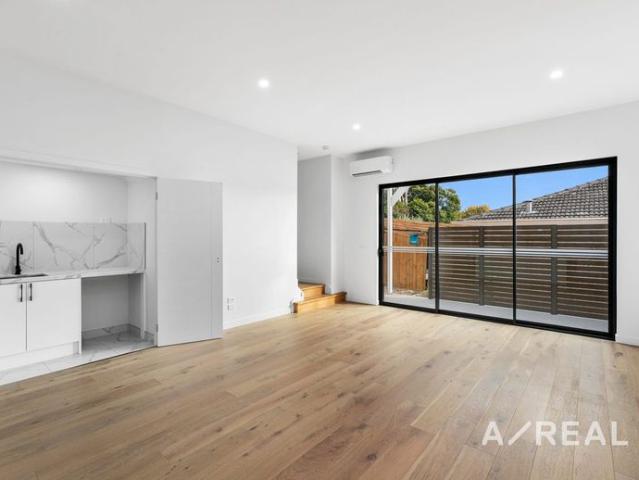 Townhouse for rent in Camerons Creek, Victoria