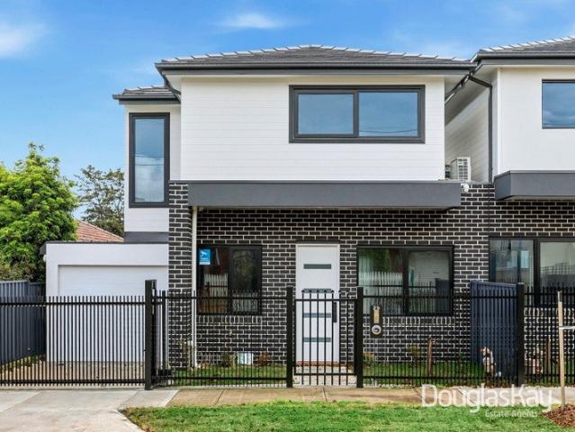 Townhouse for rent in Camerons Creek, Victoria