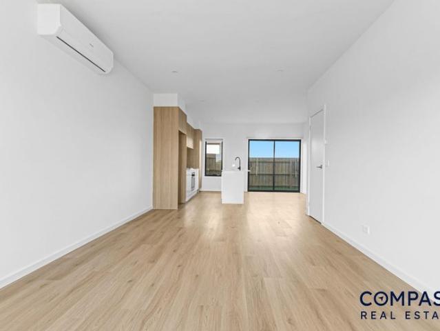 Townhouse for rent in Camerons Creek, Victoria