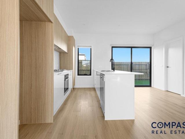 Townhouse for rent in Camerons Creek, Victoria