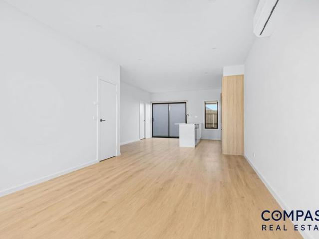 Townhouse for rent in Camerons Creek, Victoria