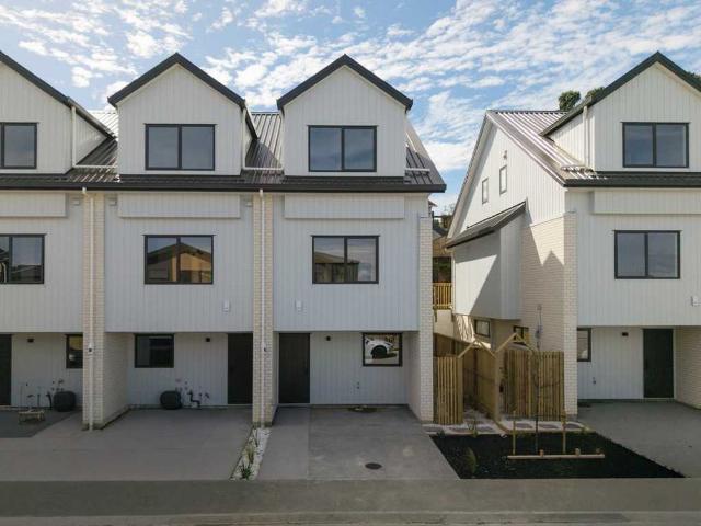 Townhouse for rent in Stillwater, Hibiscus and Bays