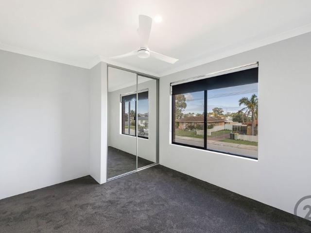 Townhouse for rent in Parklands, Western Australia