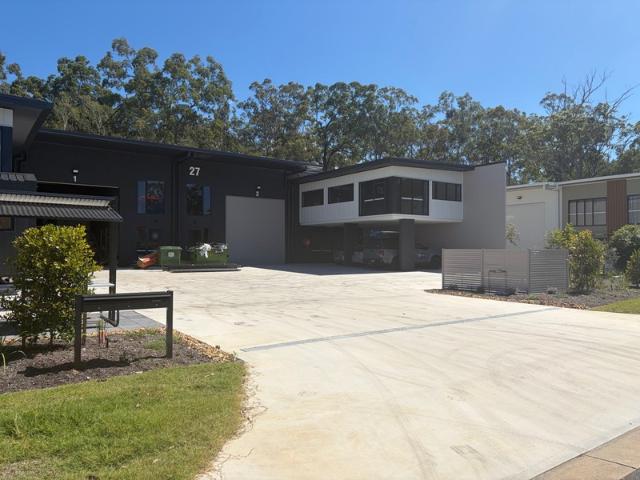Warehouse for sale in Kings Creek, Queensland
