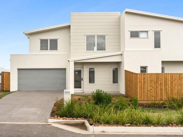 Duplex for sale in Kings Creek, Queensland