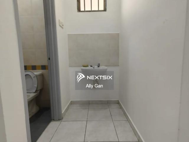 Residential House for rent in Country Heights Damansara, Kuala Lumpur
