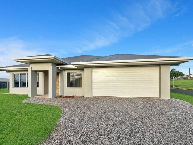 Villa for sale in Tablelands, Queensland