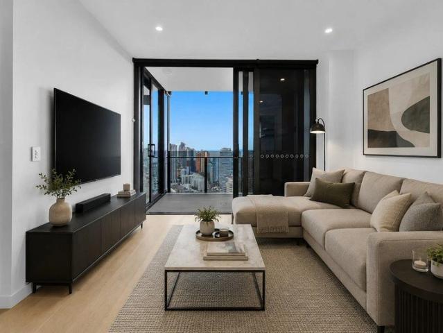 Apartment for rent in Broadbeach, Gold Coast City