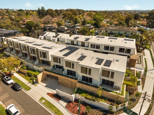 House for sale in Lower North Shore, Sydney