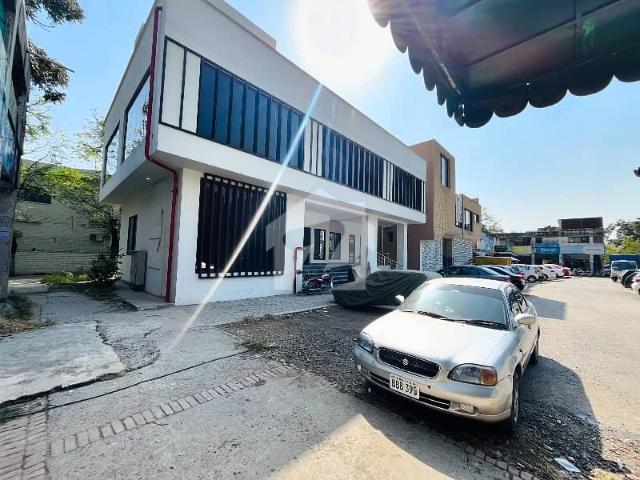 Building for rent in اسلام آباد, زون 1