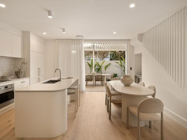 Townhouse for sale in Bulimba, Greater Brisbane