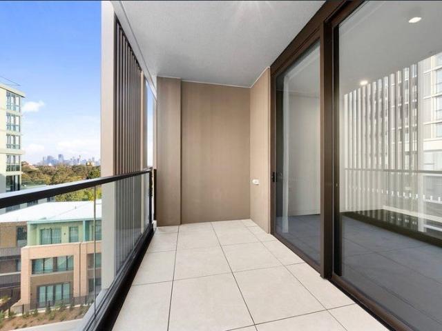 Apartment for rent in Lower North Shore, Sydney