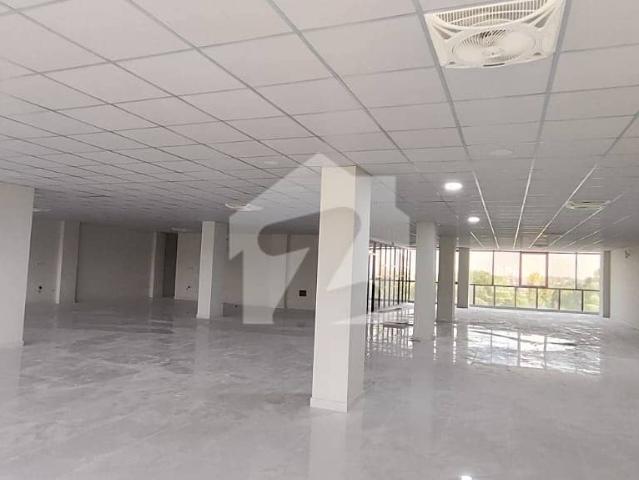 Building for rent in اسلام آباد, زون 1
