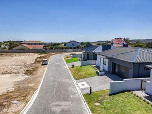 House for sale in Groot Brak Rivier, Western Cape