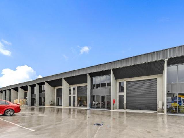 Warehouse for rent in District of Jerrabomberra, Australian Capital Territory