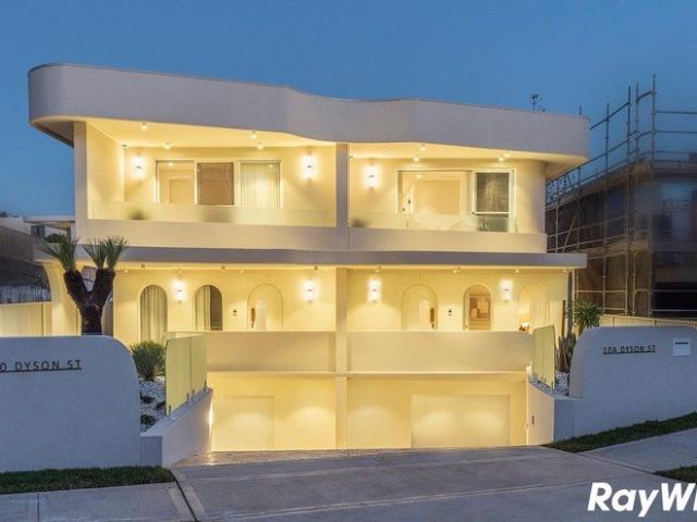Duplex for rent in Sydney, New South Wales