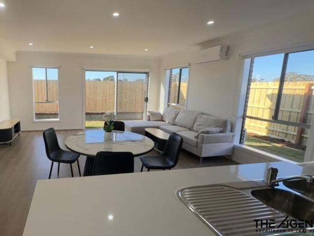 Granny Flat for rent in Morwell, Victoria