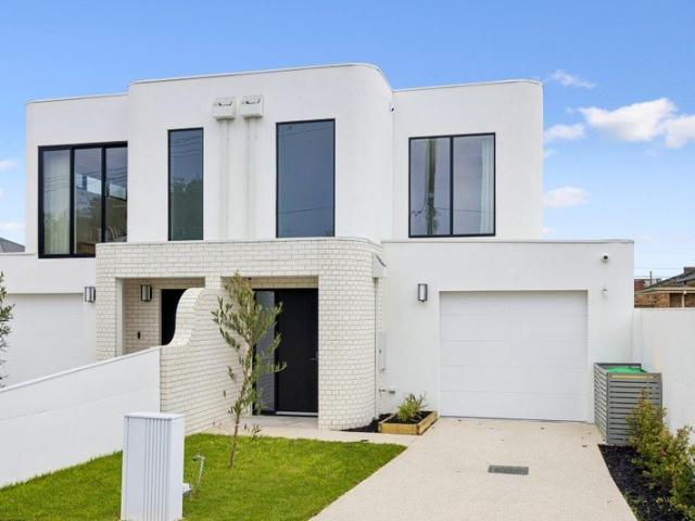 Townhouse for sale in Camerons Creek, Victoria