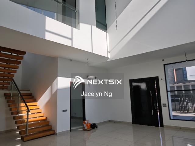 Residential House for sale in Ulu Tiram, Johor