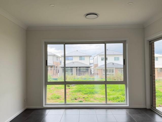 House for rent in Austral, Sydney