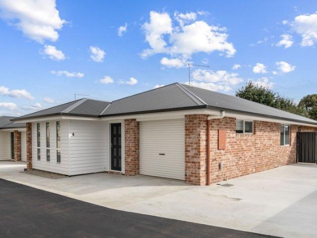 Apartment for sale in Cressy, Tasmania