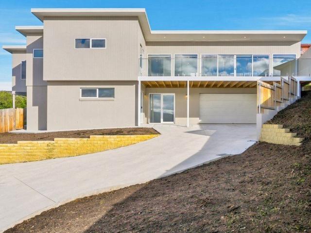Townhouse for sale in Hobart, Tasmania