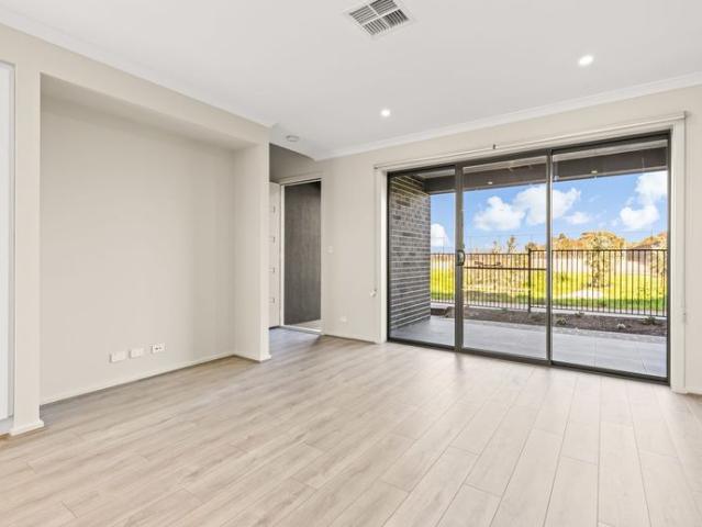Townhouse for rent in Horseshoe Creek, South Australia