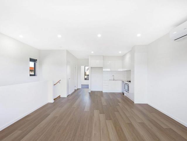 Townhouse for rent in Camerons Creek, Victoria