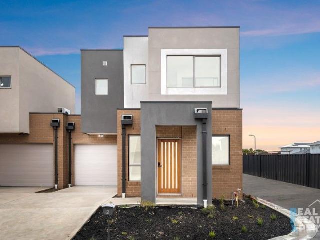 Townhouse for sale in Camerons Creek, Victoria