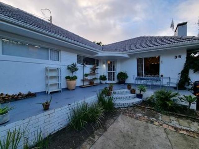 House for sale in Bellville, Western Cape
