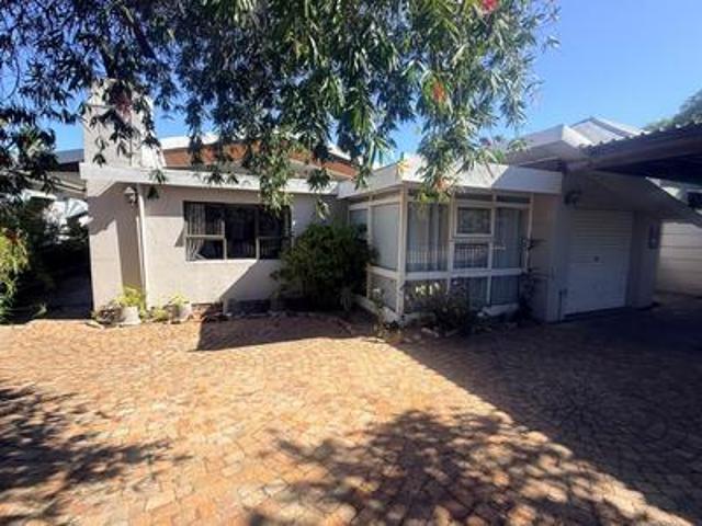 House for sale in Bellville, Western Cape