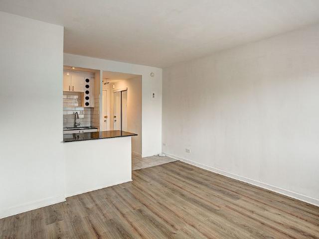 Apartment for rent in St. Leonard's, Quebec