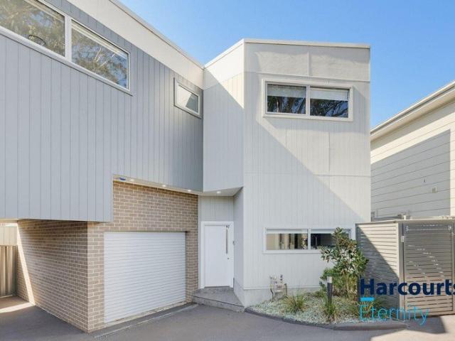 Townhouse for rent in Sydney, New South Wales